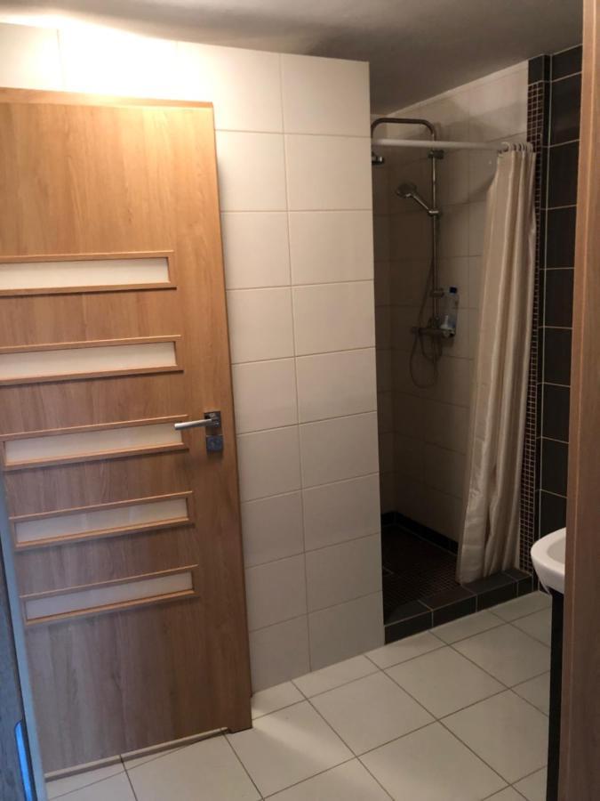 Hgs Home Noclegi Pracownicze Parking , Lazienki Gorzów Wielkopolski Exterior foto